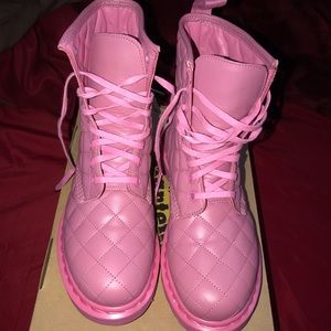 Dr. Marten Pink Boot
